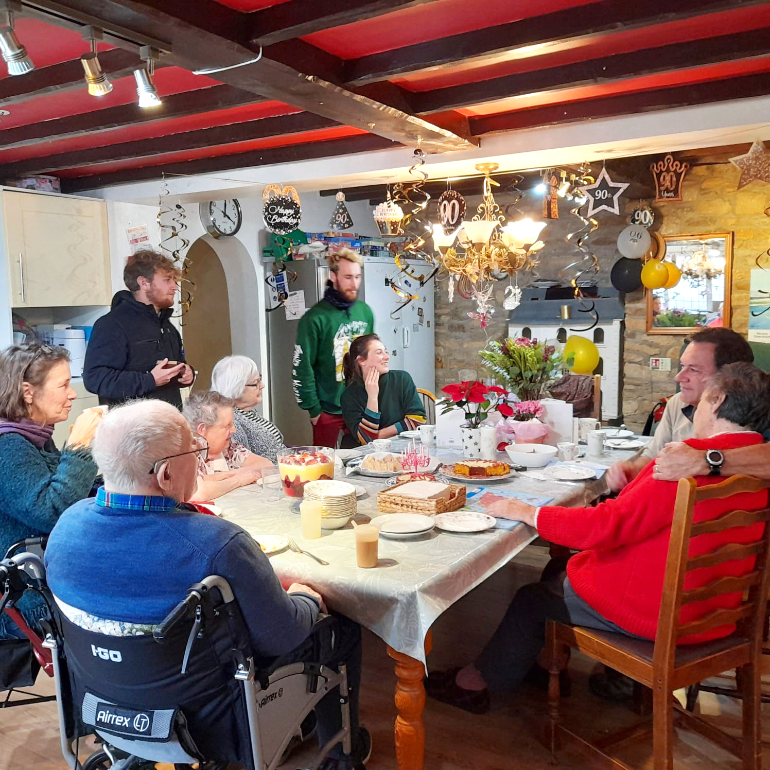 images/birthday-with-family.jpg#joomlaImage://local-images/birthday-with-family.jpg?width=1496&height=1496